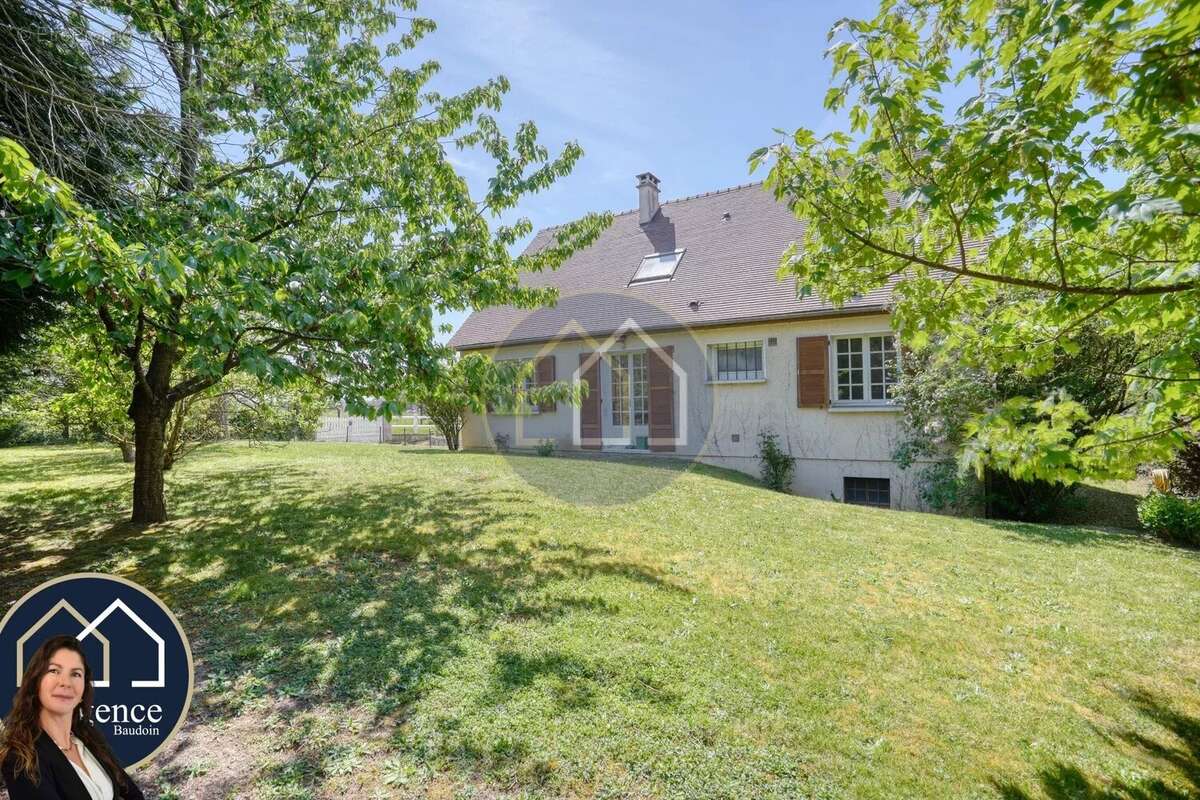 Maison à LA BOISSIERE-ECOLE