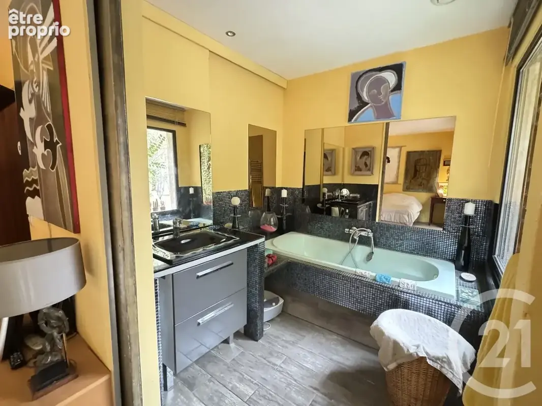 Maison 249 m² à Breval  - photo 7
