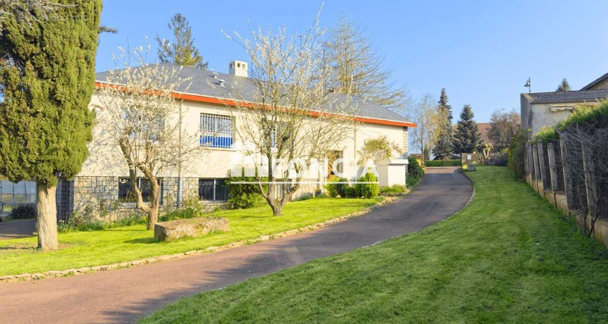 Maison à BEAUMONT-SUR-SARTHE