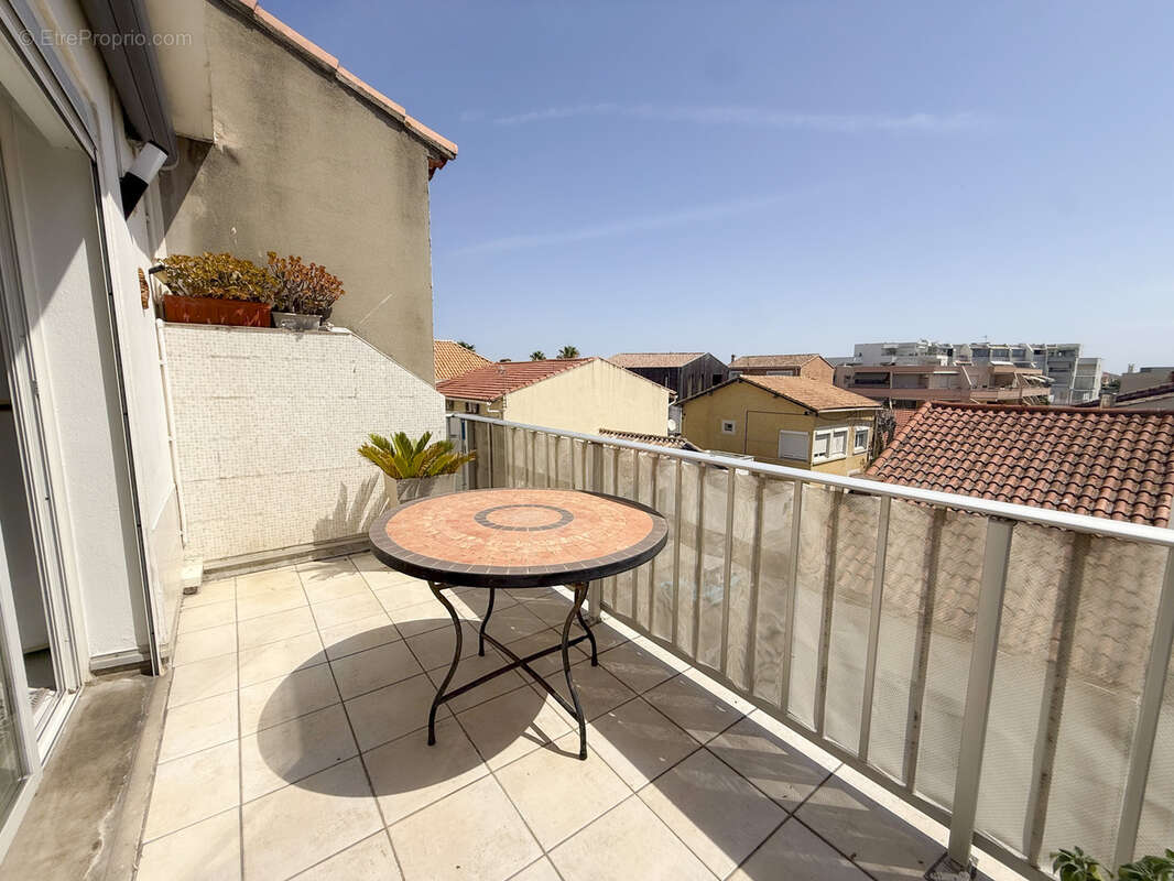 F2 Traversant avec terrasse, vue mer au cœur de Palavas-les-Flots - photo 8