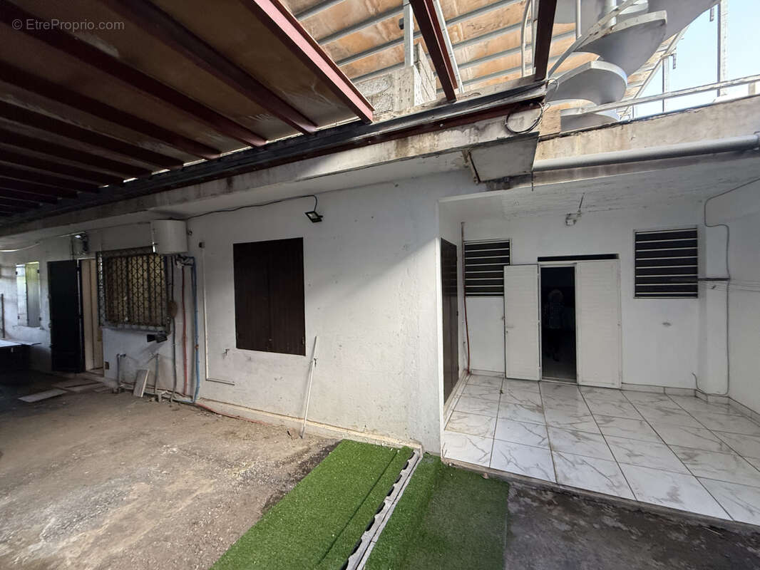 Maison à SAINT-DENIS