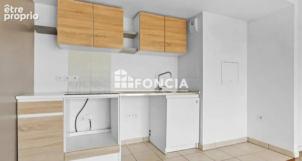 Appartement 3 pièces récent quartier du Lycée DESCARTES - photo 8