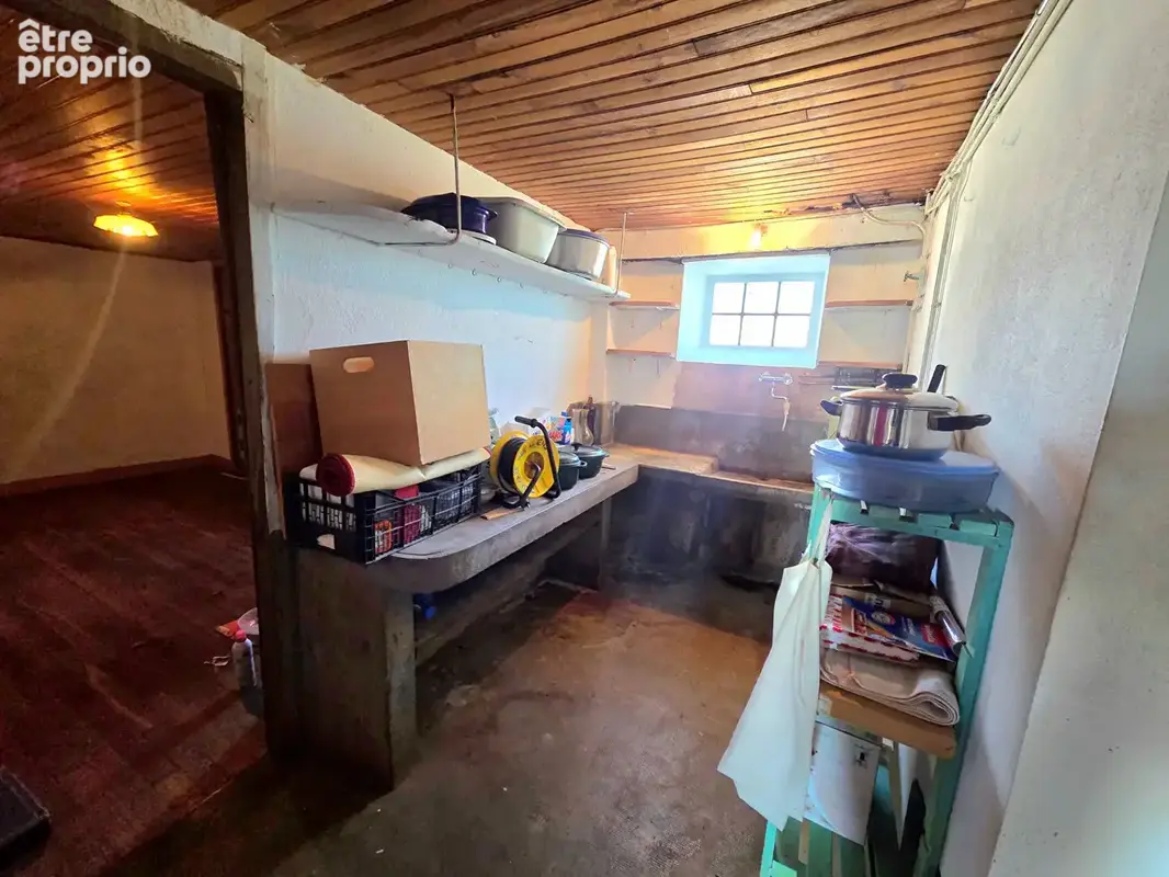 Maison de caractère en pierres dans un hameau calme - photo 9