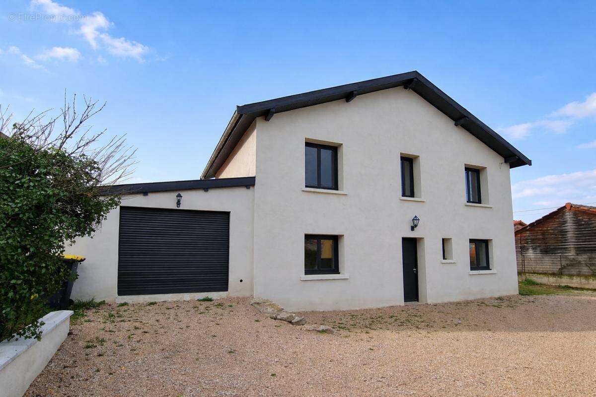 Maison à LES CHERES