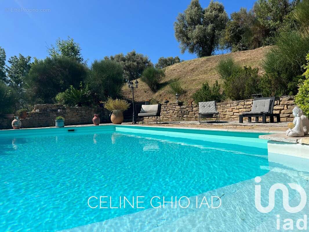 Maison 120 m² à La Cadiere-D'azur  - photo 2