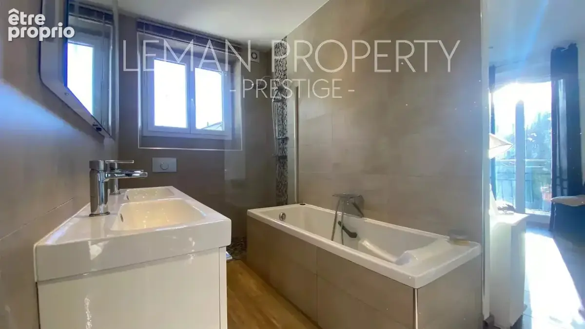 Cannes stanislas - villa de 140 m2 - solarium - piscine - photo 11