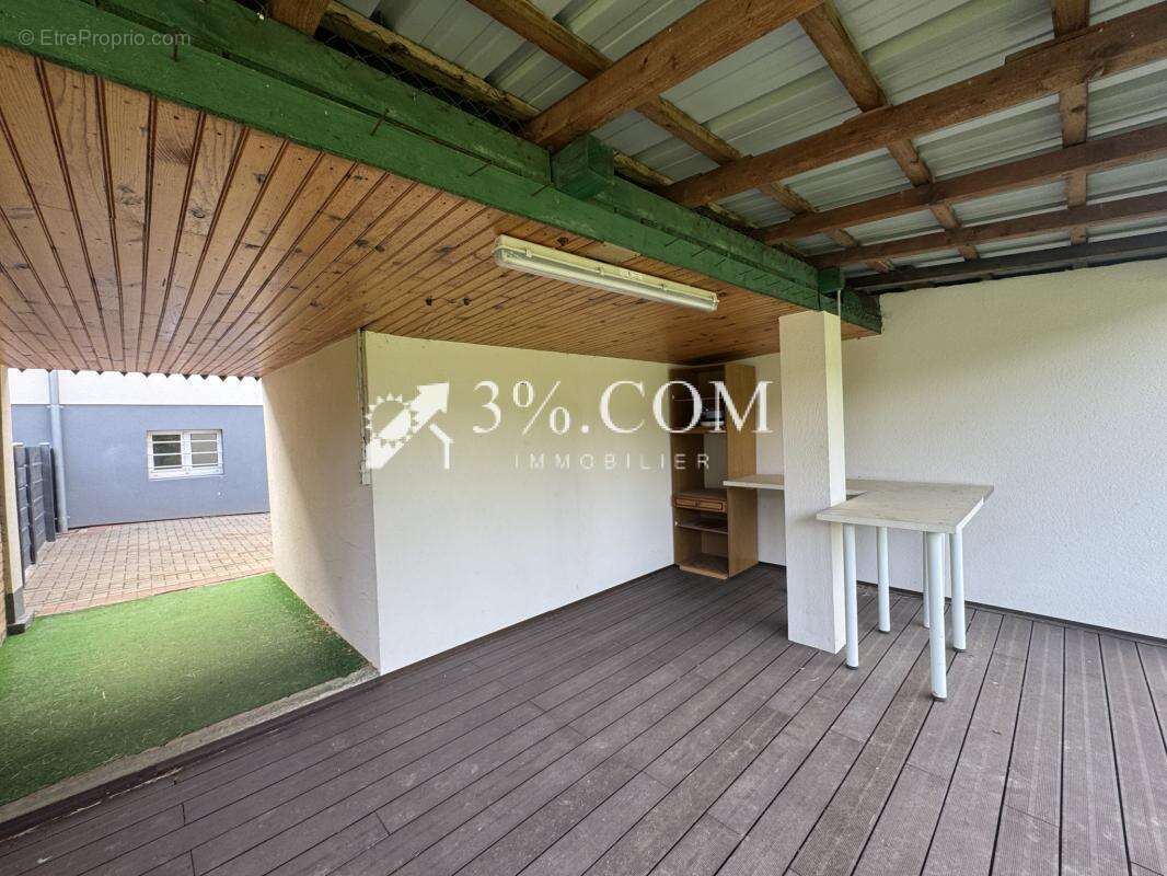 3%COM Maison rénovée avec jardin à Dossenheim sur ZINSEL - photo 9