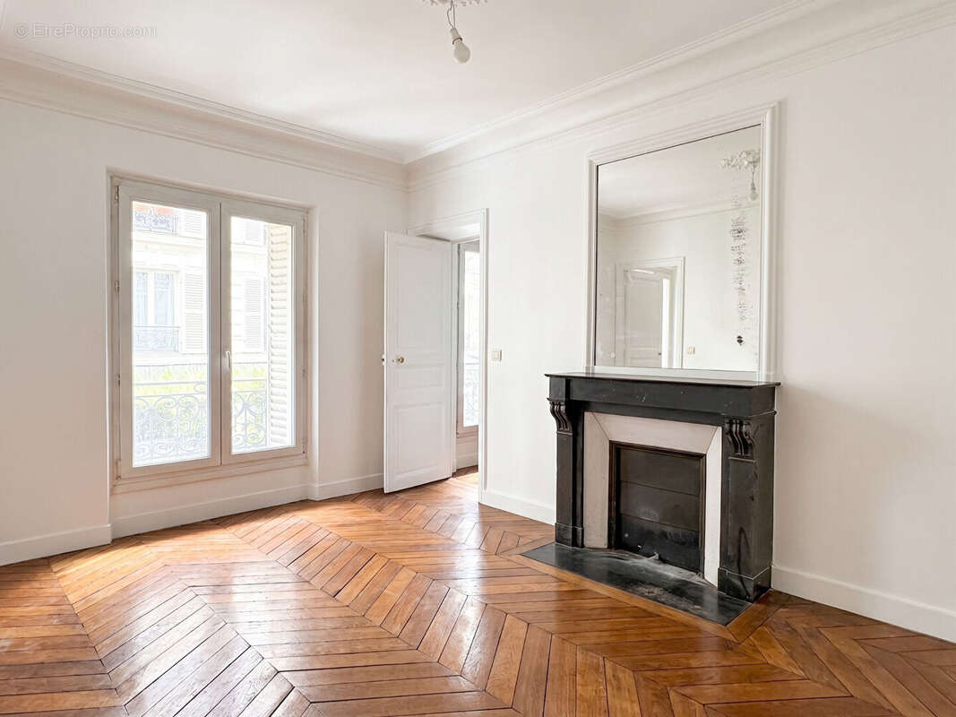 Paris 10eme - rue de rocroy - photo 4