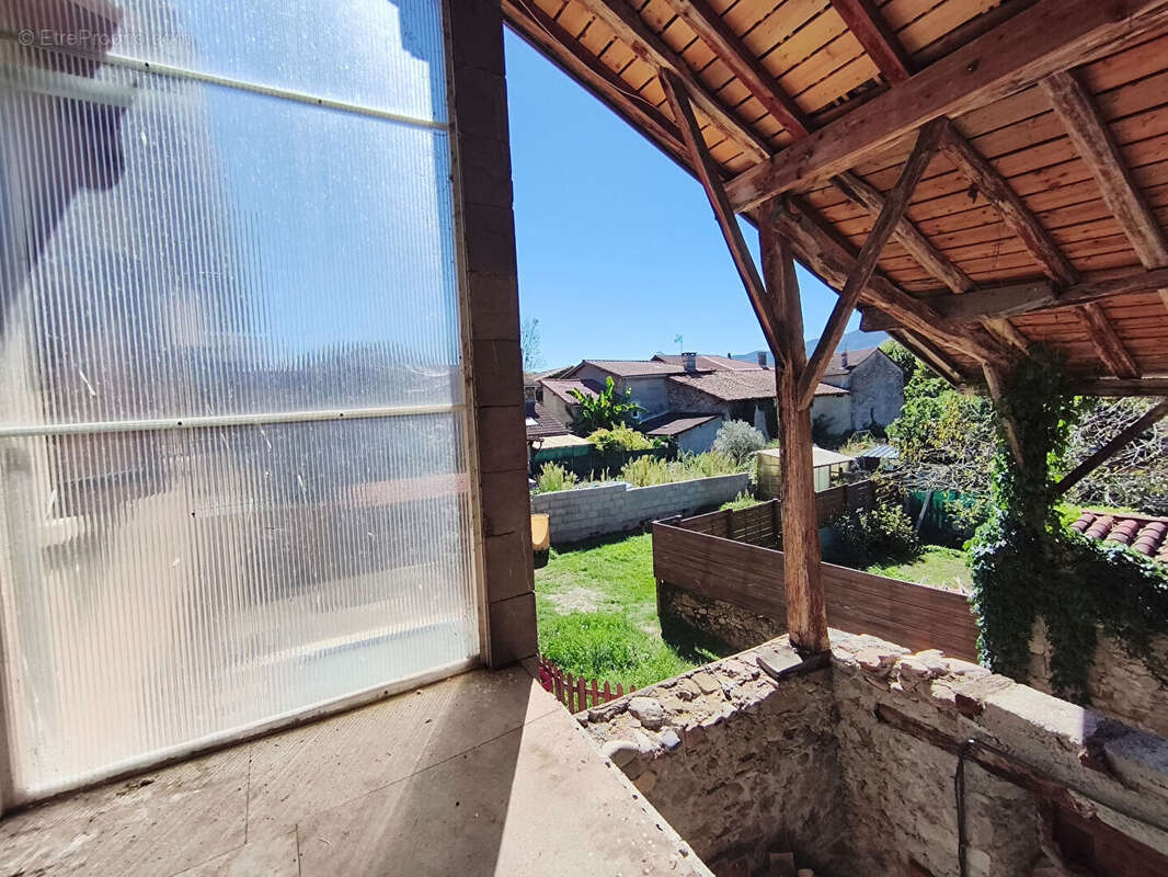 Maison à PRAT-BONREPAUX