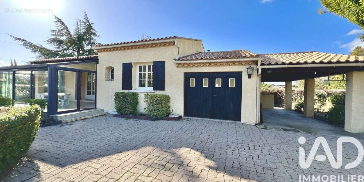 Photo 2 - Maison à L'ISLE-SUR-LA-SORGUE