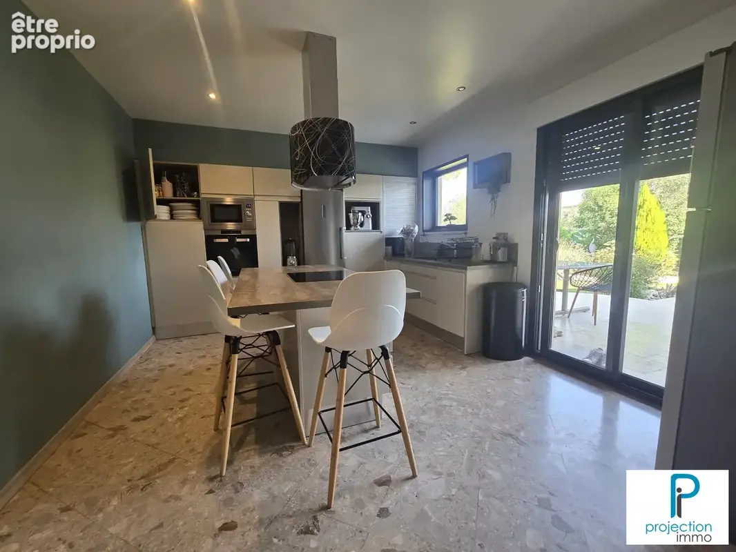 Maison 4 pièces 144 m² à vendre à Le Pontet (84130) - photo 4