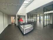 Commerce à SAINT-LYS