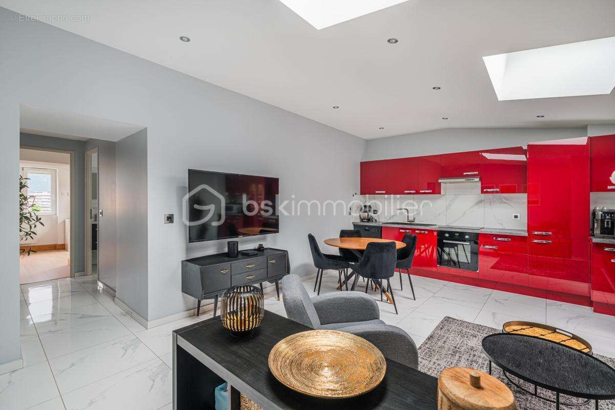 Appartement à AIX-LES-BAINS