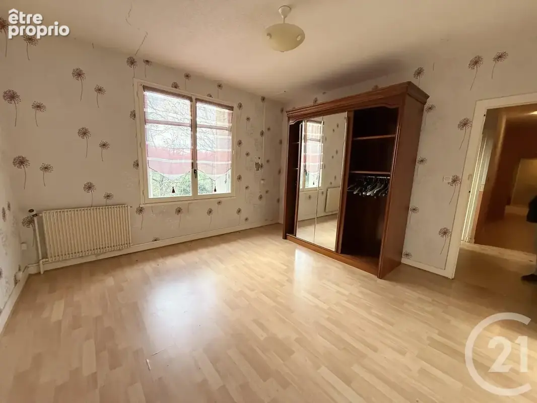 Maison 272 m² à Vezezoux  - photo 9