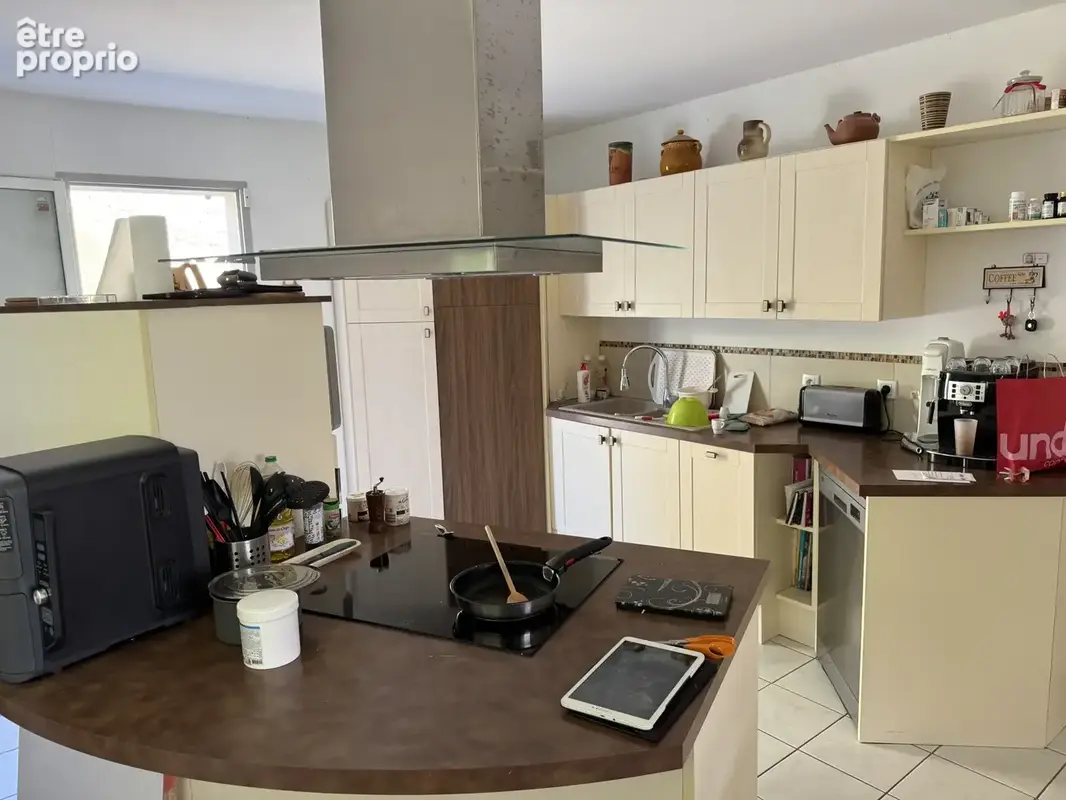 Auriol, maison individuelle de 136 m2, piscine, garage - photo 9
