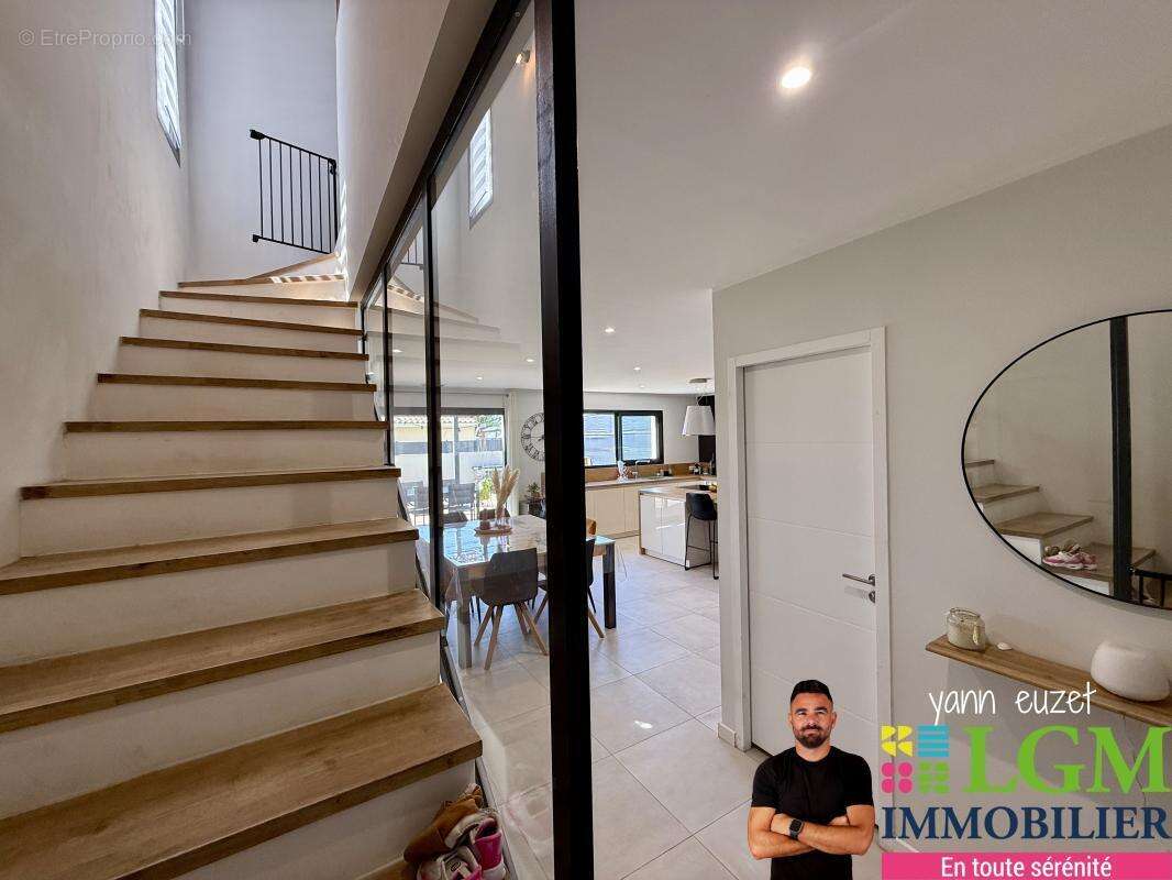 Maison à JUNAS