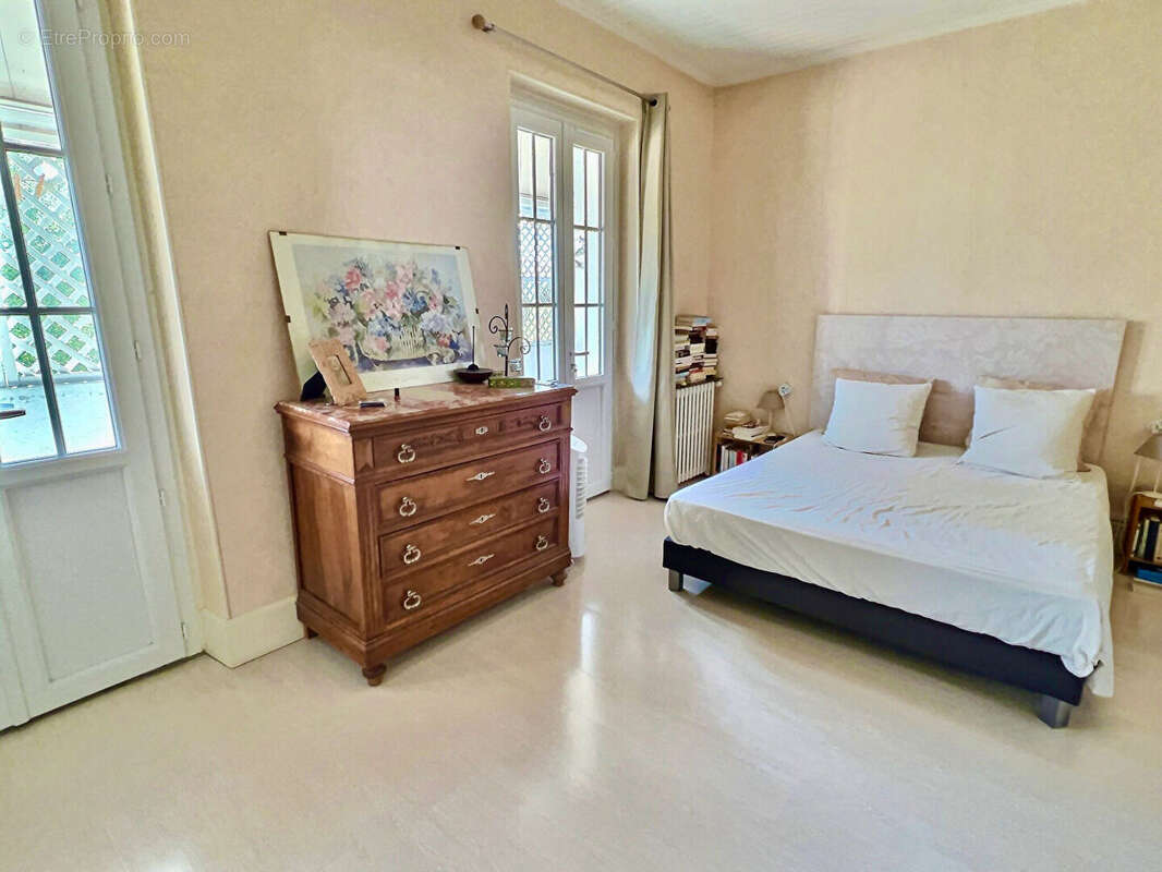 Maison à VILLENEUVE-SUR-LOT