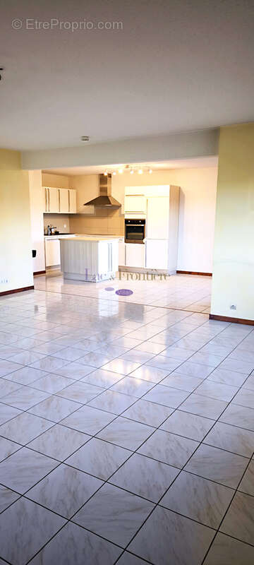 Appartement à DOUVAINE