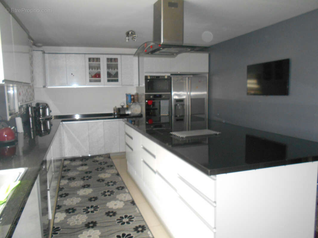Maison Vierzon Nord - T8 - photo 3