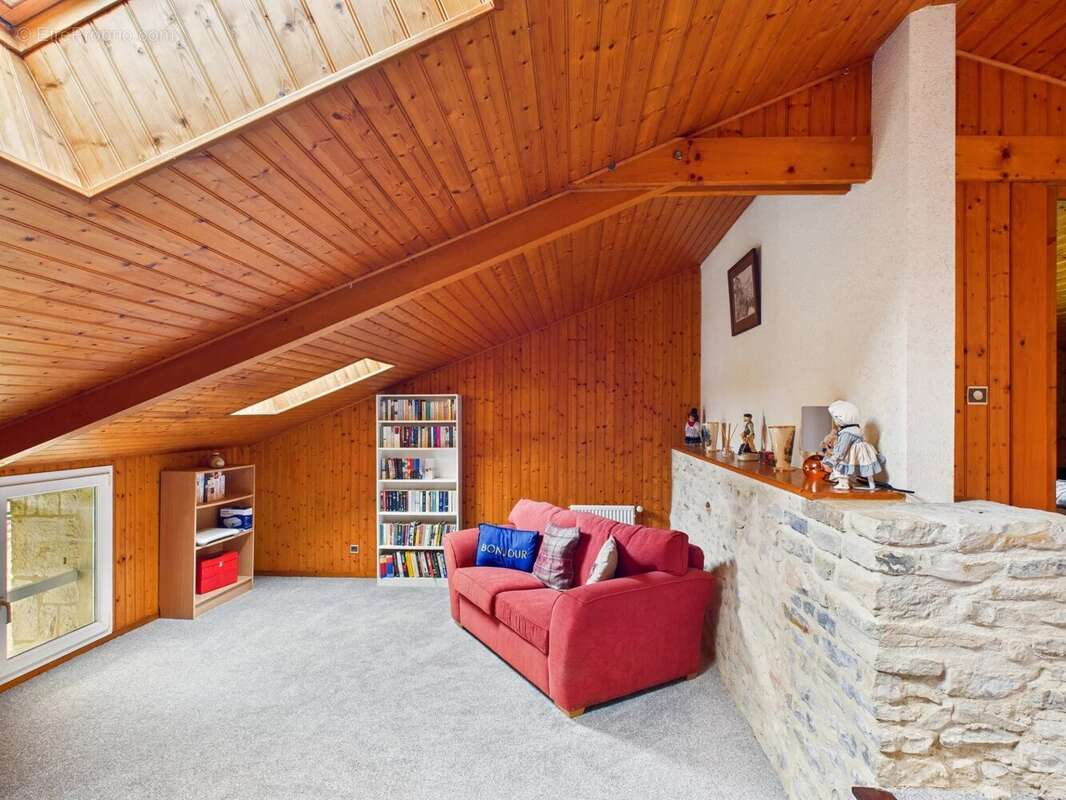 Maison à LOUBILLE