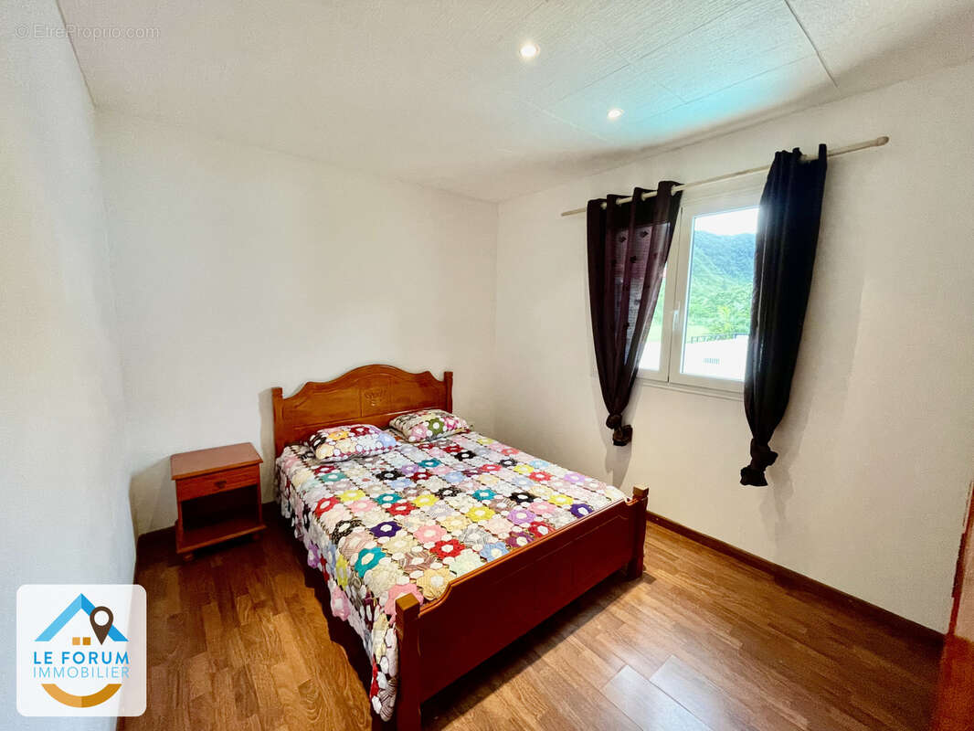 Saint joseph 97480 - grande maison - secteur calme - beaux volumes - vue montagne - piscine - photo 7
