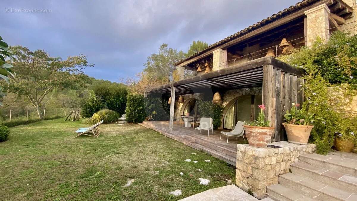 Maison à LA COLLE-SUR-LOUP