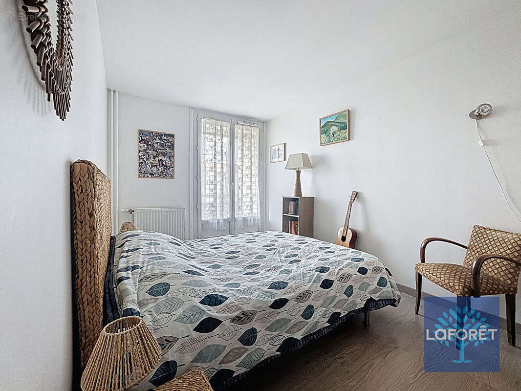 Appartement à CHILLY-MAZARIN