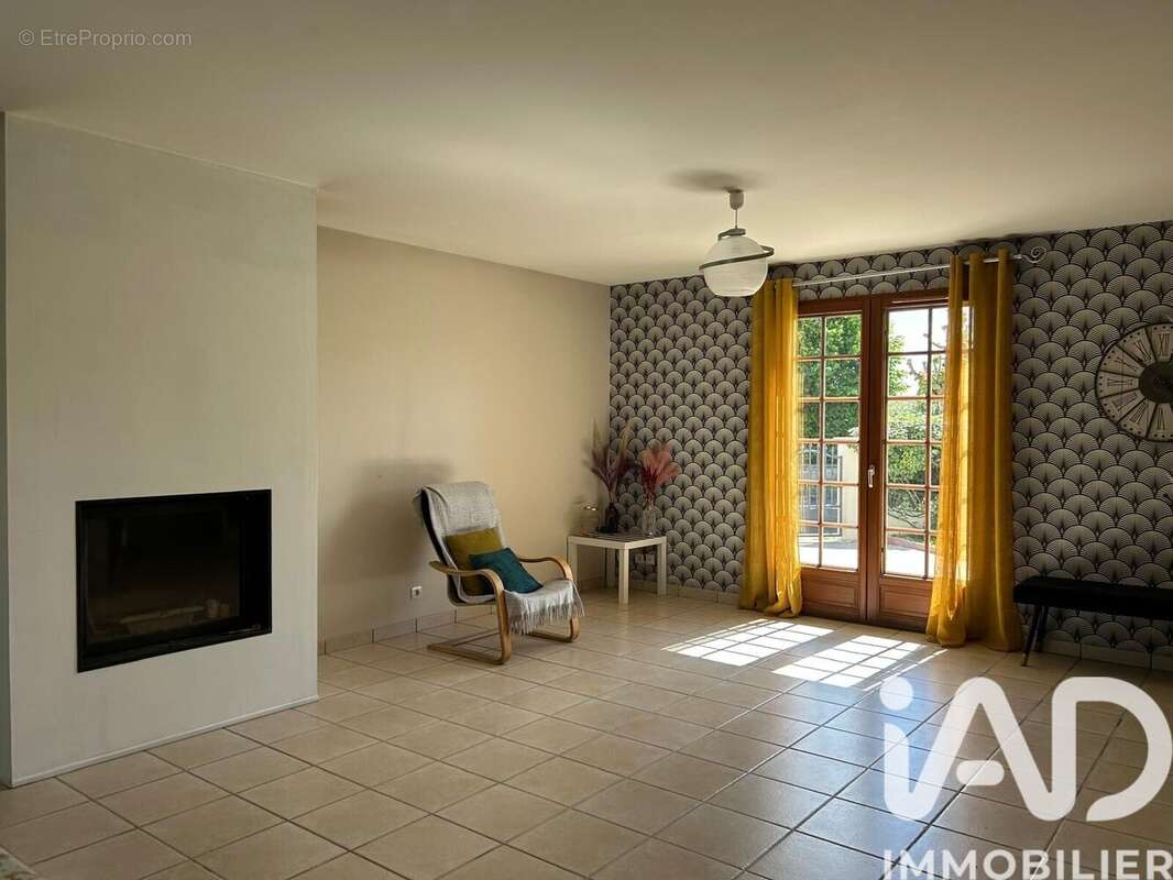 Maison 107 m² à Beaugency  - photo 6