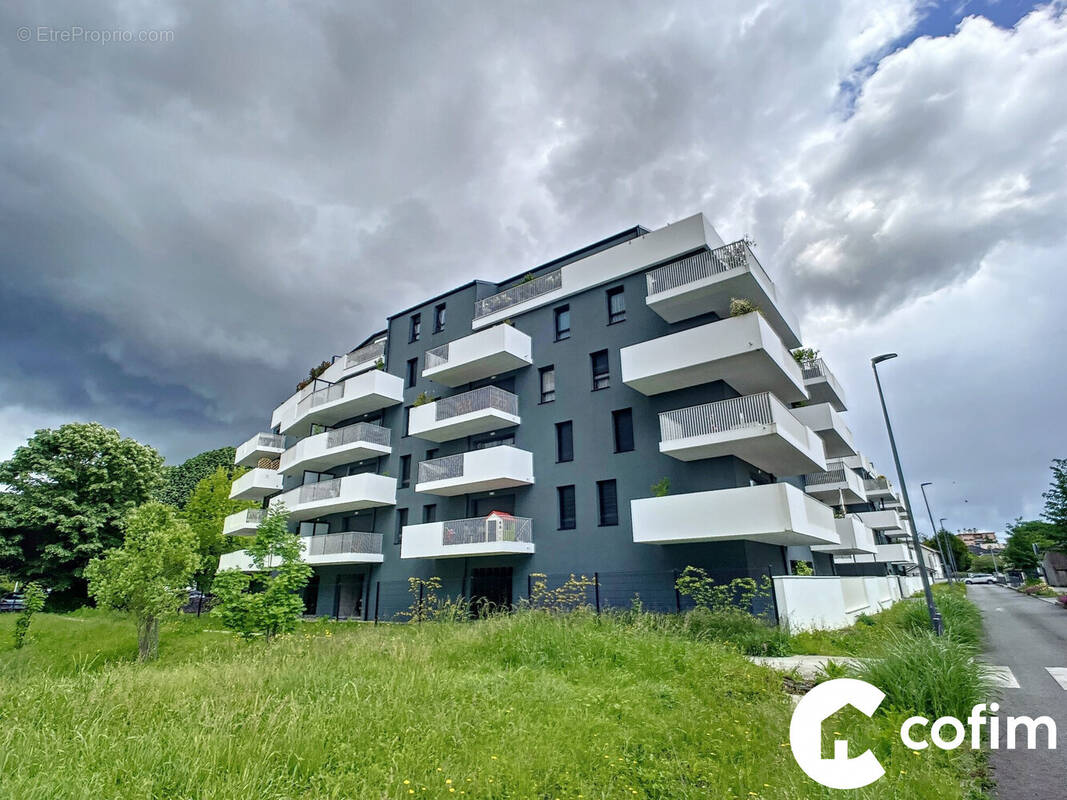 Appartement à BILLERE