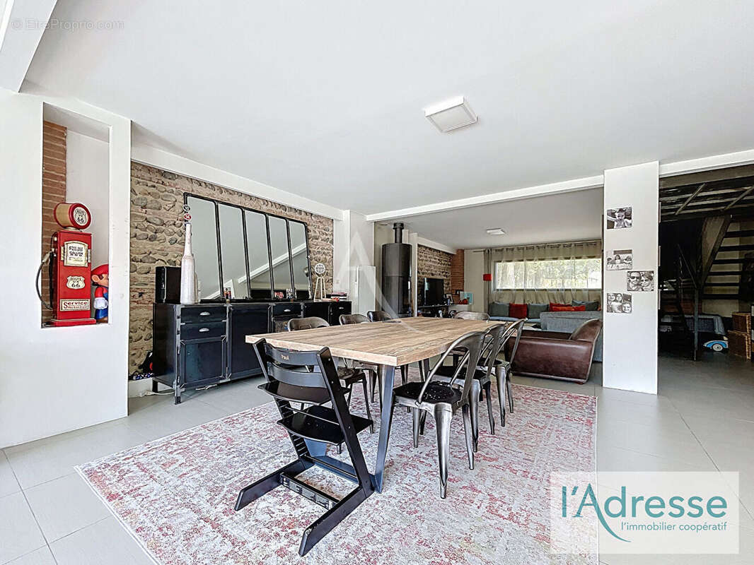 Maison à CASTELGINEST