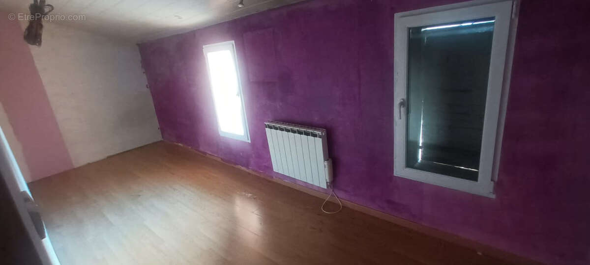 Maison à CHAVANOZ