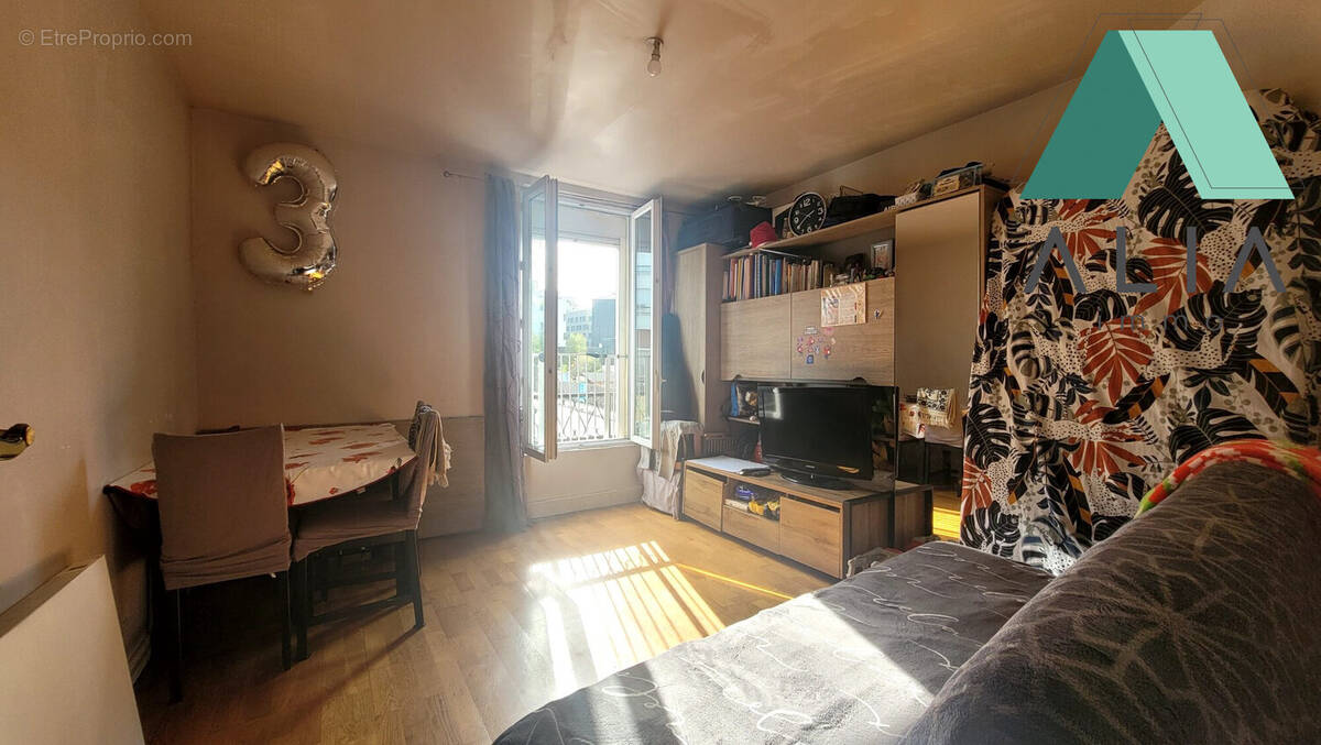 Appartement à AUBERVILLIERS