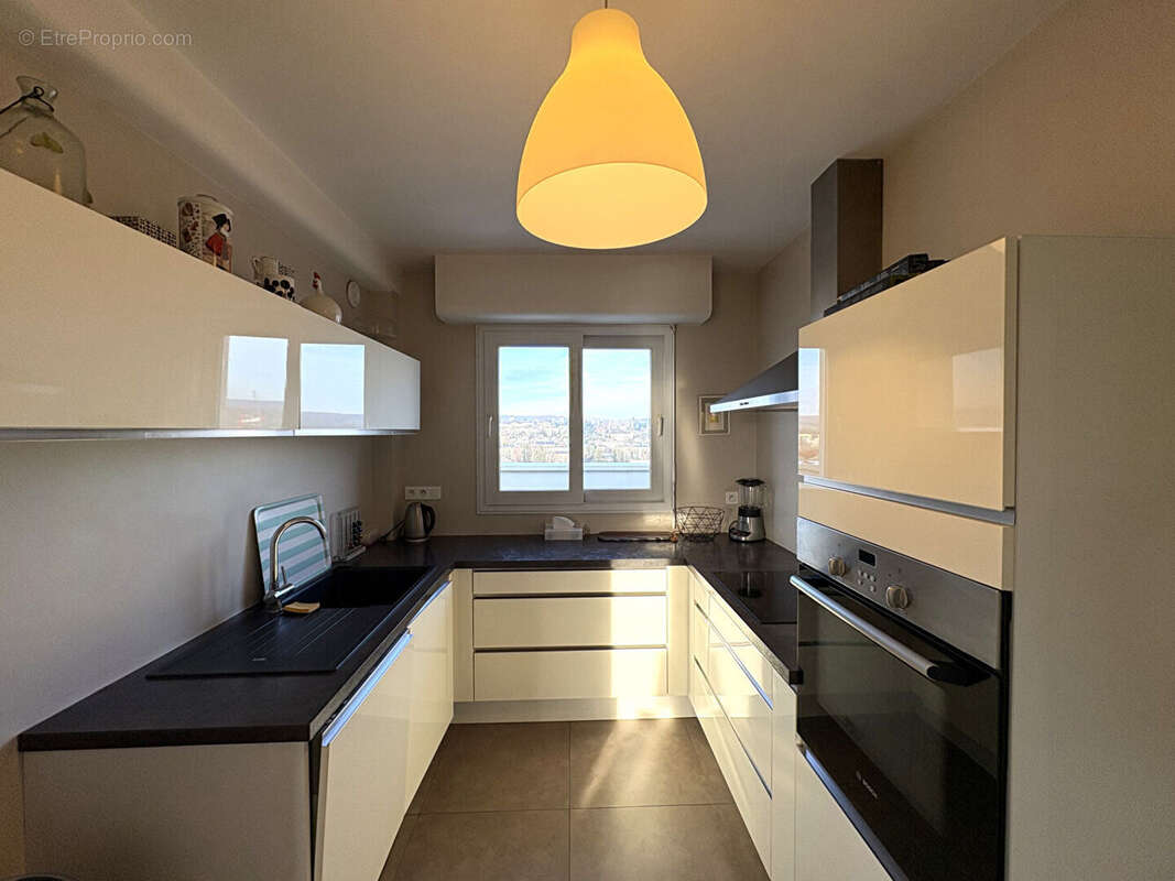 Appartement à CHARLEVILLE-MEZIERES