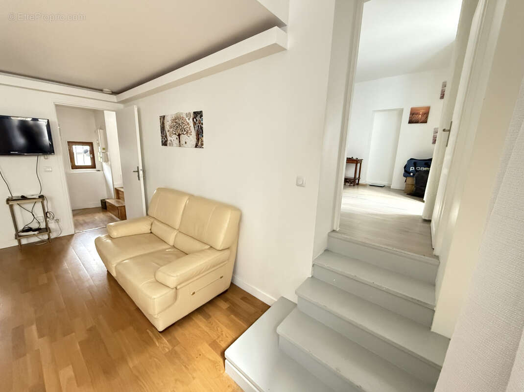 Appartement à PARIS-11E