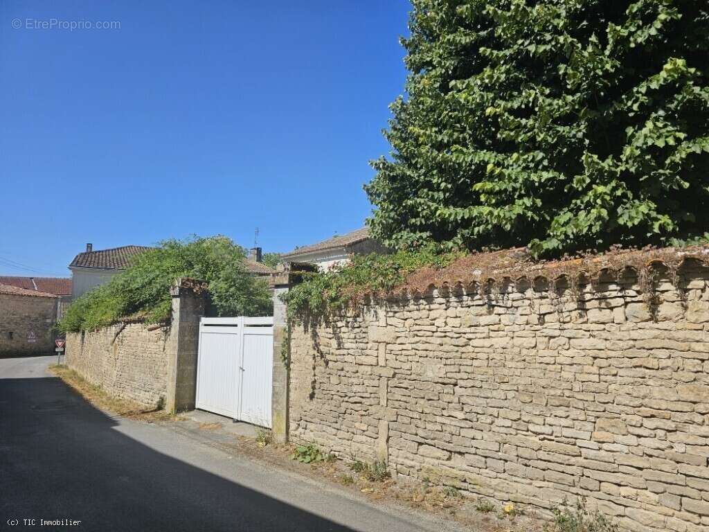 Belle Maison De Ville Avec Jardin Clos de Murs - photo 38