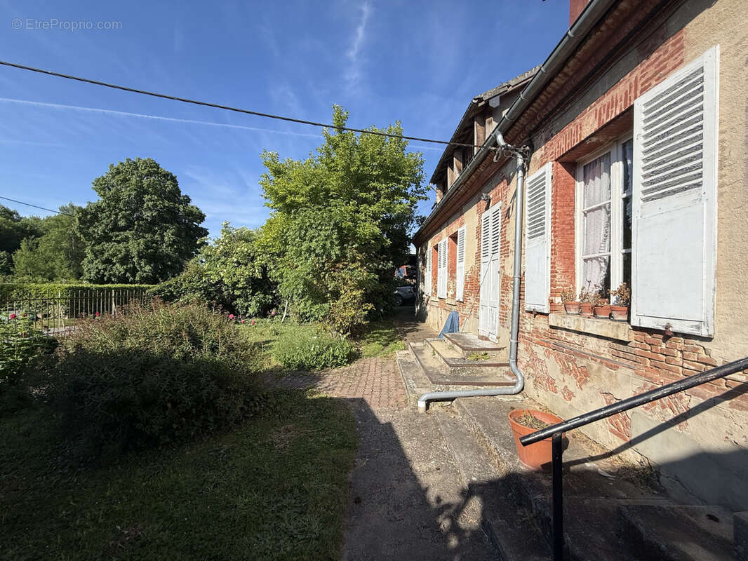 Maison 126 m² à Chaumont-En-Vexin  - photo 3
