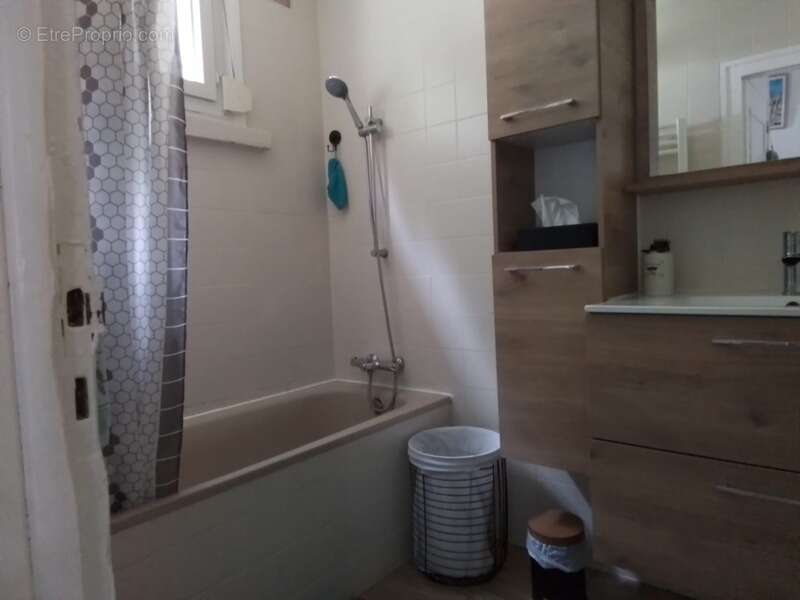 Maison rénovée 3 chambres – Vue dégagée – Sous sol - Sans vis à vis – 10 minutes de Carhaix - 50 minutes des plages - photo 15