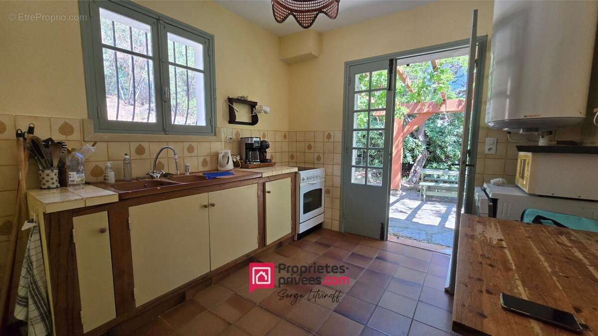 Maison à PLAN-DE-LA-TOUR