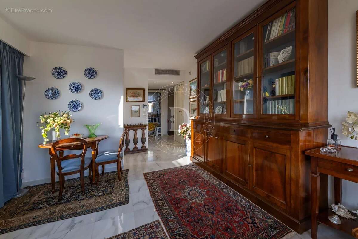 Appartement à BEAULIEU-SUR-MER