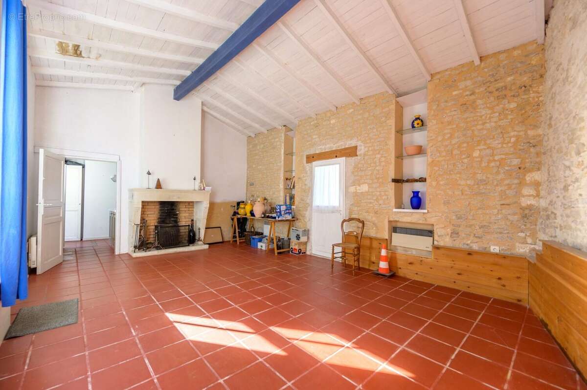Maison 204 m² à Saint-Martin-De-Re  - photo 4