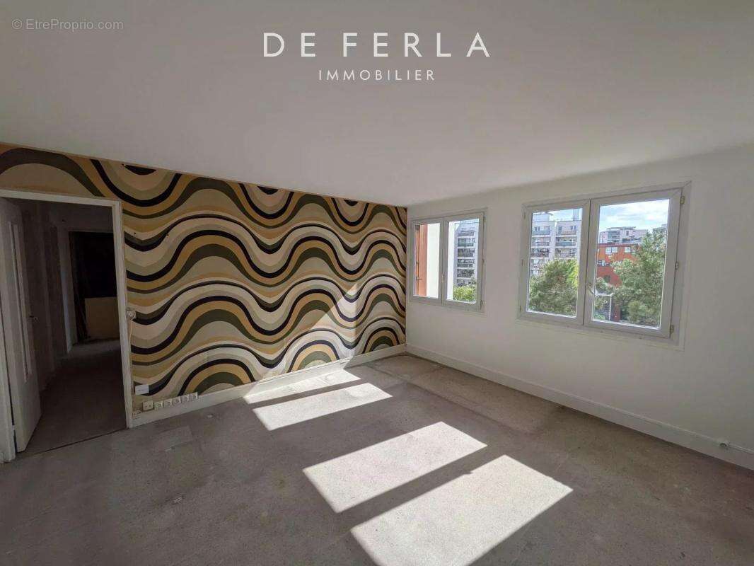Appartement à PARIS-15E