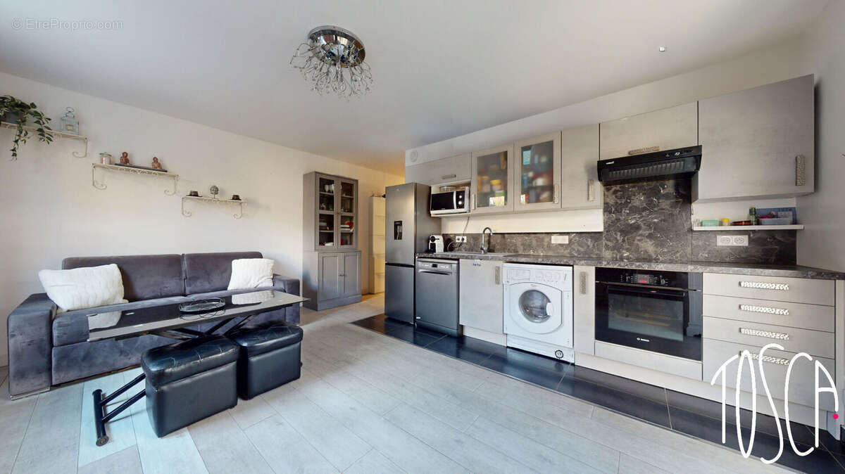 Appartement à THIAIS