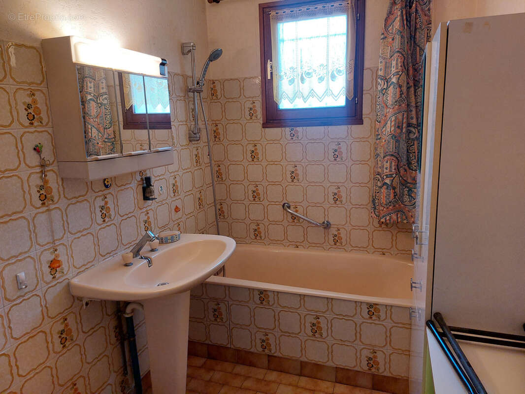 Maison à LUCHE-PRINGE