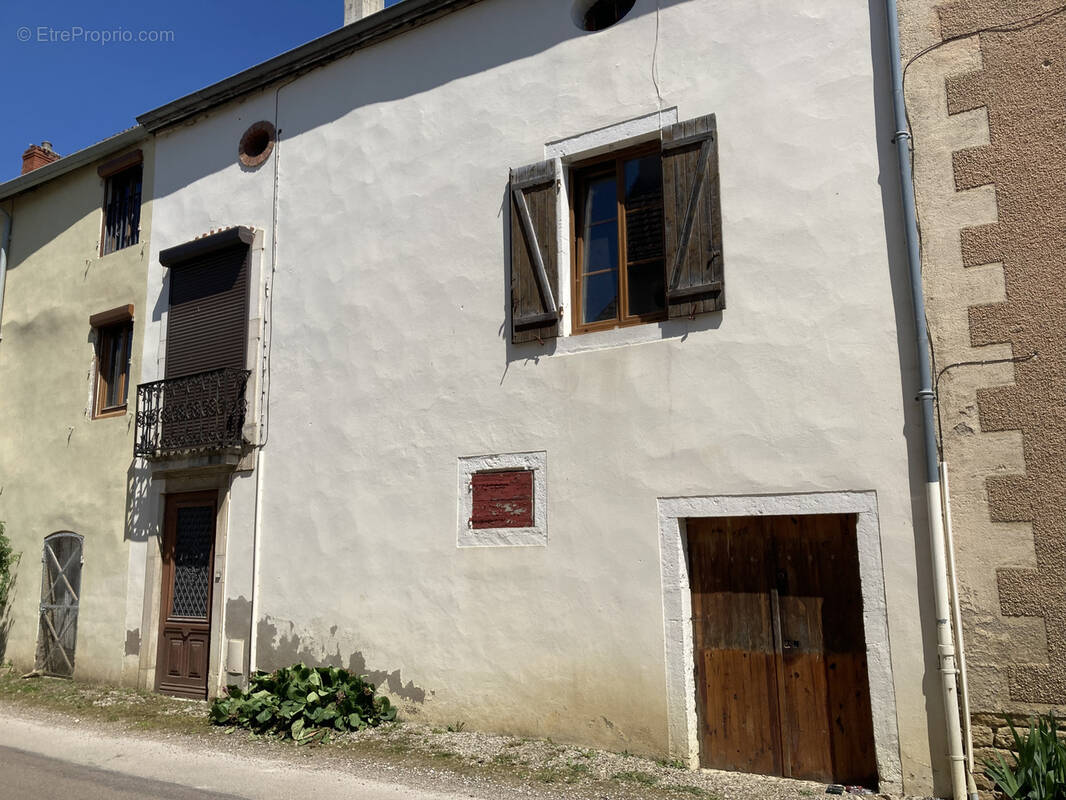 Maison à CORMOT-LE-GRAND