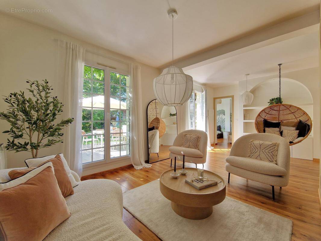 Maison à JOUY-EN-JOSAS