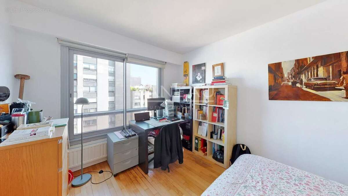 Appartement à PARIS-19E