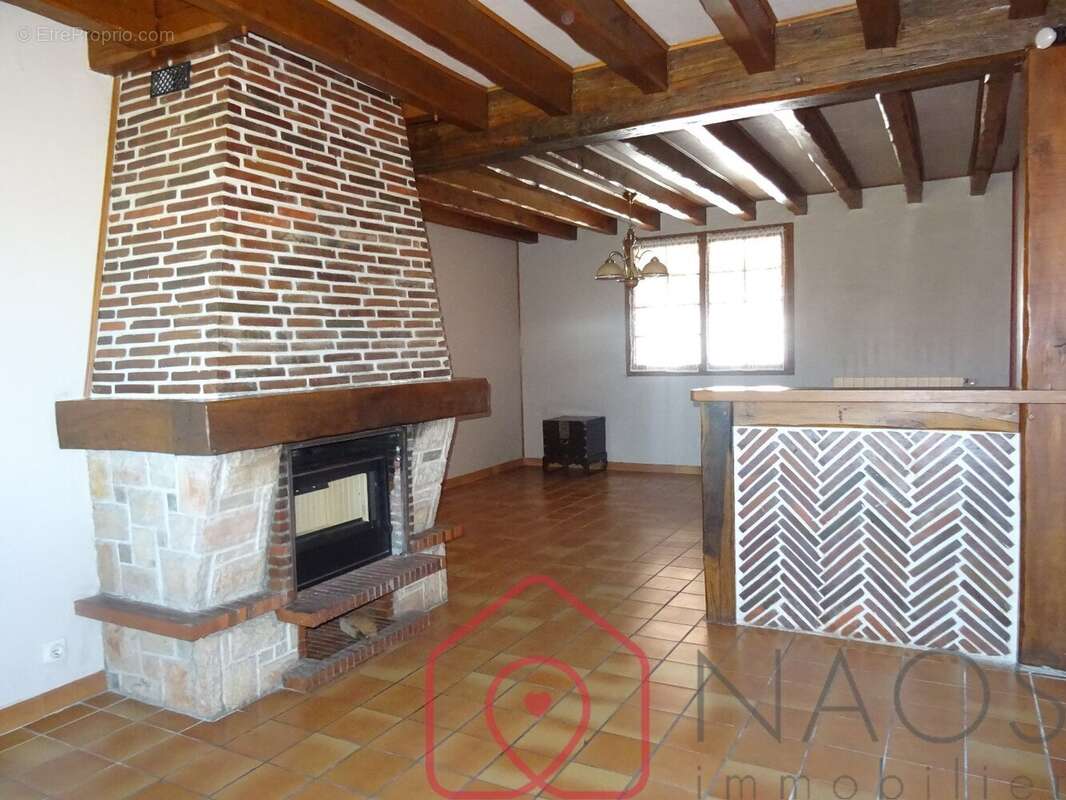 Maison à AUBIGNY-SUR-NERE