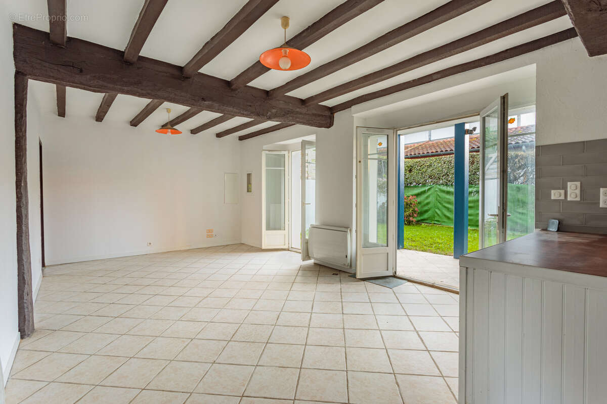 Appartement à URRUGNE