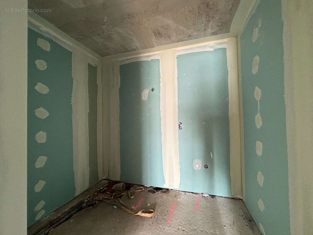 Appartement à VILLY-LE-PELLOUX