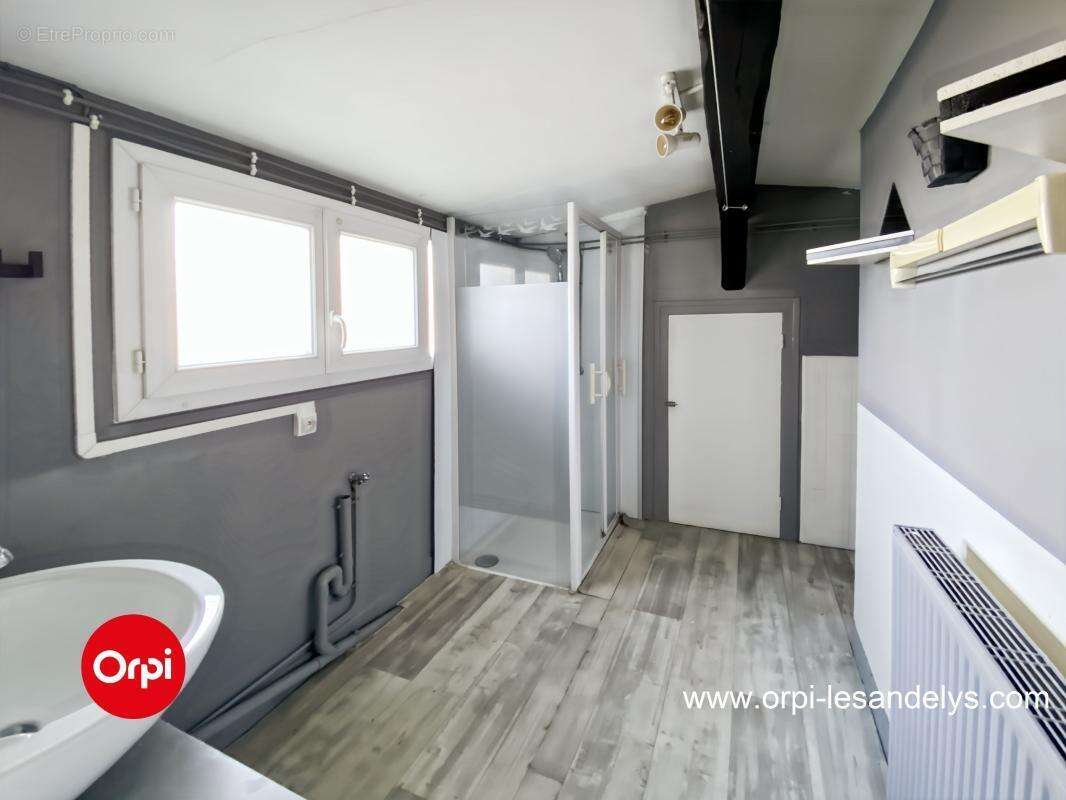 Appartement à LES ANDELYS